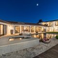 Mila Kunis has sold her Hollywood Hills Home for $3,99 Million