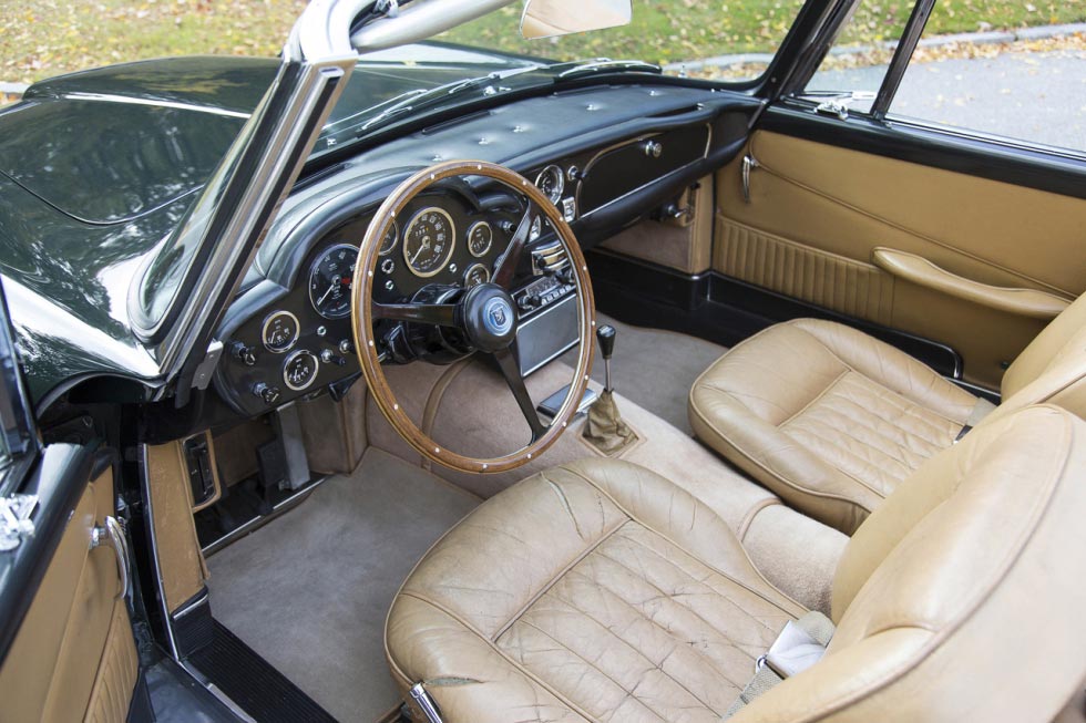 1965 Aston Martin DB5 Cabrio für $2 Millionen USD verkauft 2