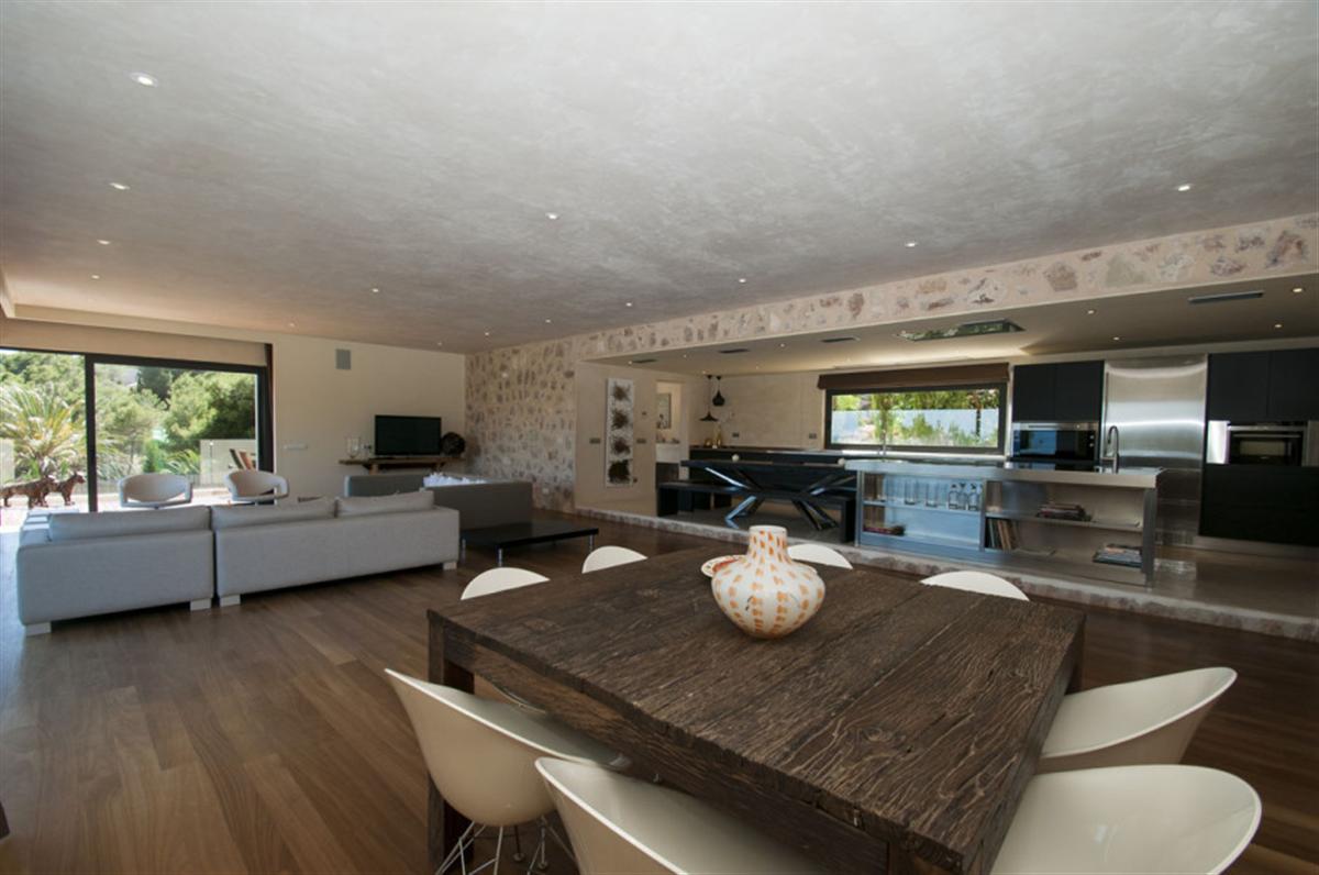 Breathtaking Villa Talamanca in Ibiza 5