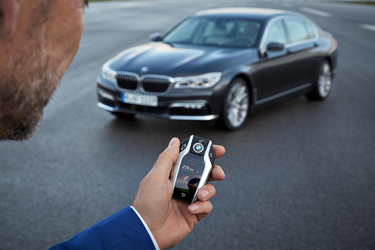Luxurious Driving: The new BMW 7 Series 22