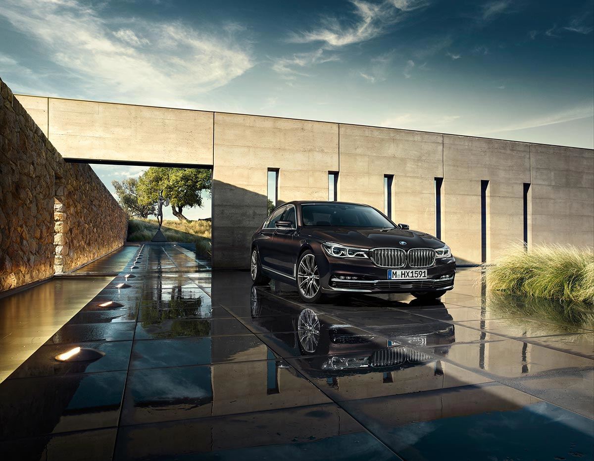 Luxurious Driving: The new BMW 7 Series 1