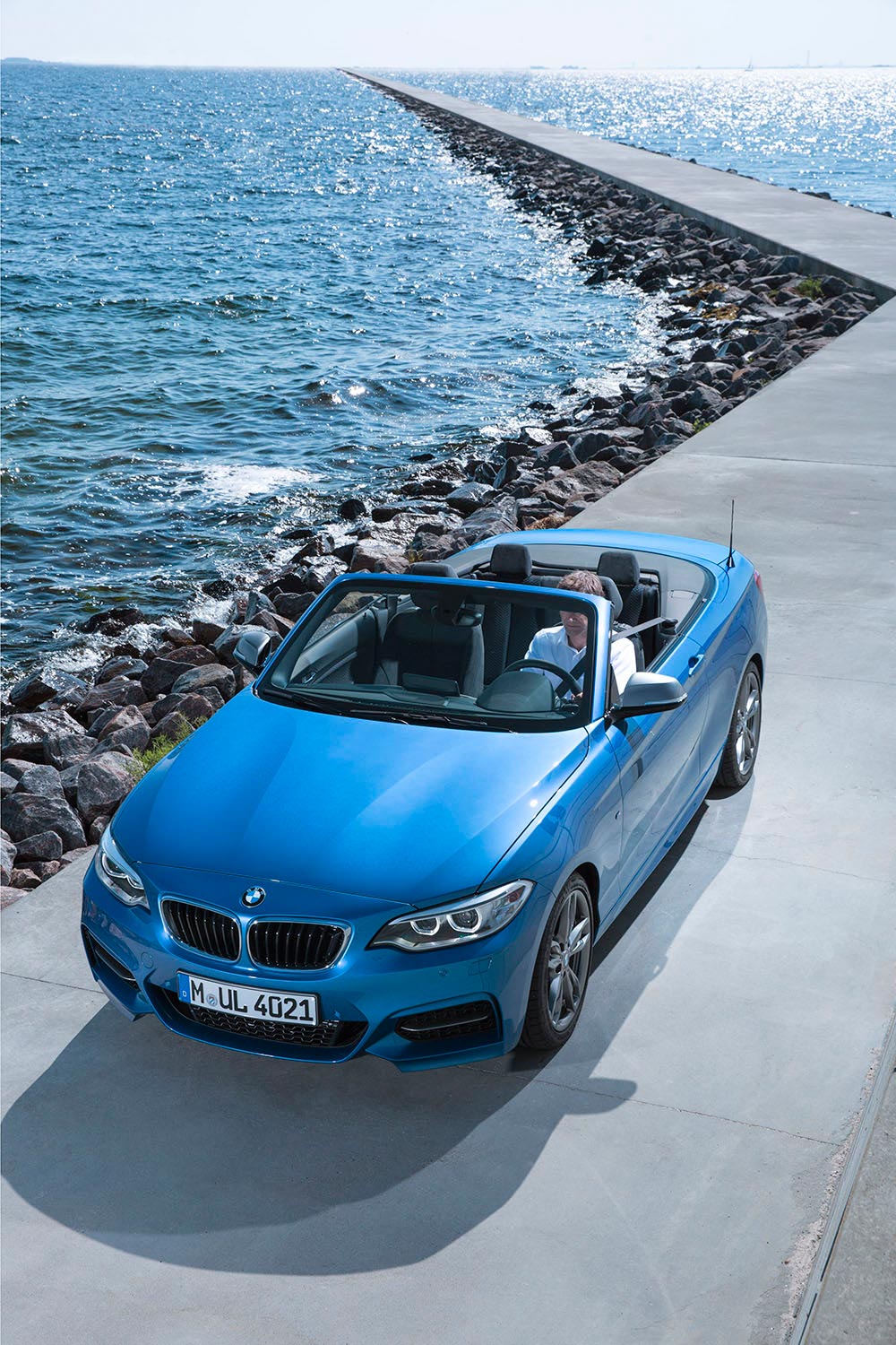 Das neue BMW 2er Cabrio M235i 7