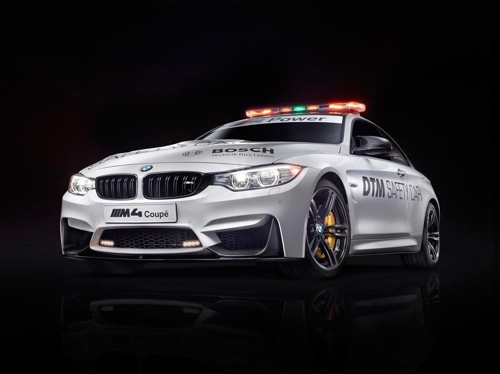 The New BMW M4 Coupé DTM Safety Car 1