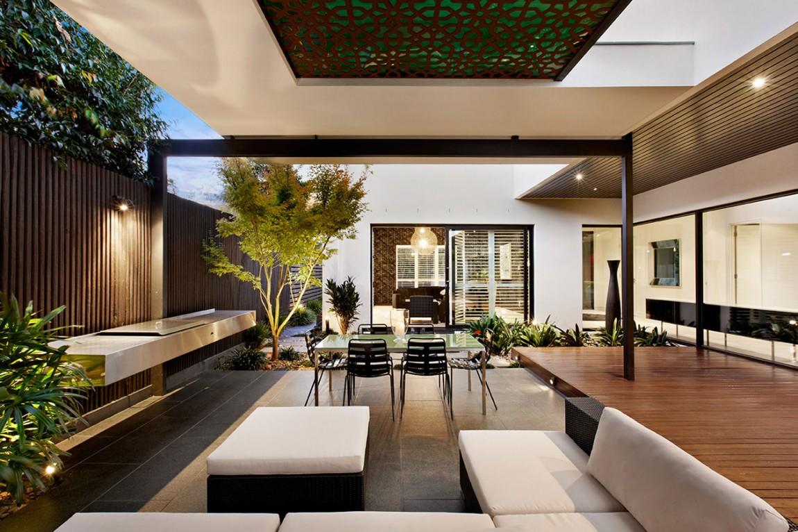 Balaclava Road x COS Design x DDB Design 2
