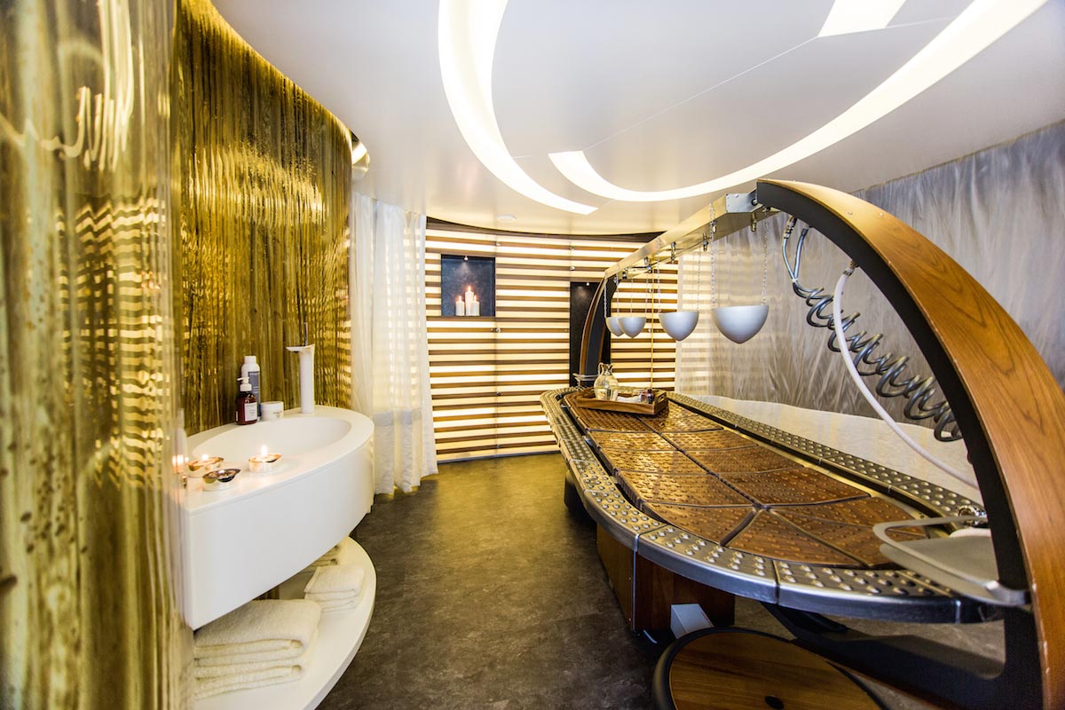 Atemberaubende 69m Saluzi Superyacht 18