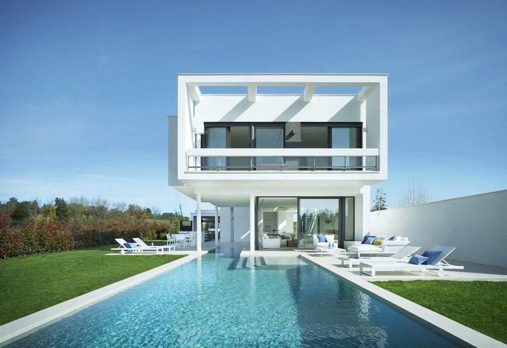 Contemporary Villa at PGA Catalunya, Spain 14