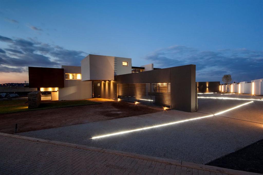 House Boz von Nico Van Der Meulen Architects 2