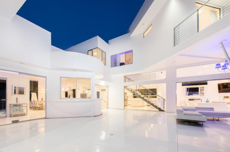 Akon’s Heaven Estate in Kalifornien 12