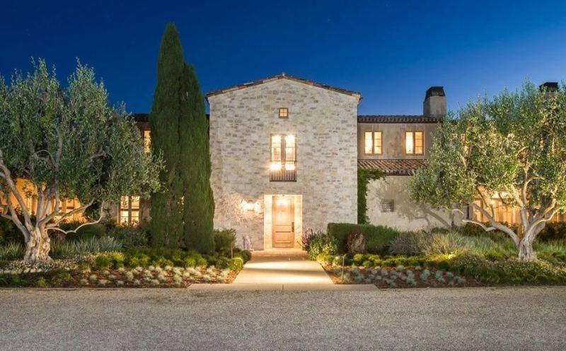 Inside Lady Gaga’s New $23 Million Dollar Estate in Malibu 5