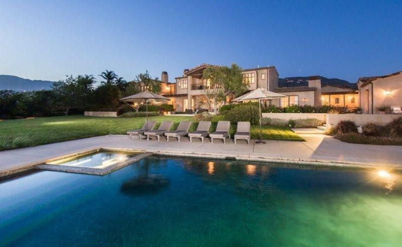 Inside Lady Gaga’s New $23 Million Dollar Estate in Malibu 6