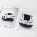 Gewinne ein exklusives Jaguar F-Type Buch
