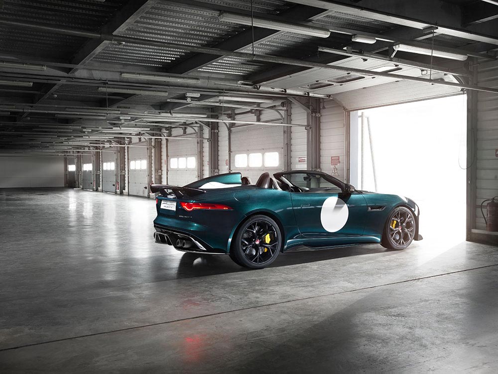 Jaguar baut in Kürze F-Type Project 7 10