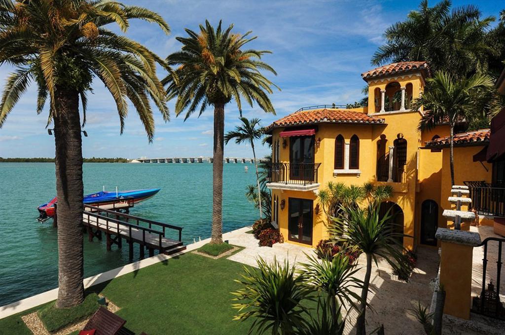Luxury Waterfront Miami Beach Mansion “Villa Jasmine” 5