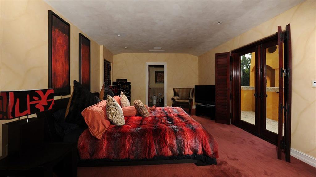 Luxury Waterfront Miami Beach Mansion “Villa Jasmine” 10