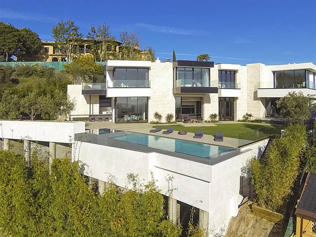Contemporary 9133 Oriole Way – Sunset Strip Home 12