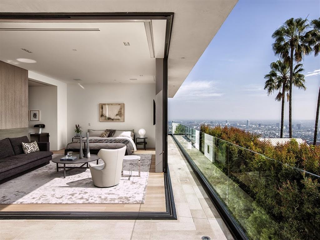 Contemporary 9133 Oriole Way – Sunset Strip Home 17