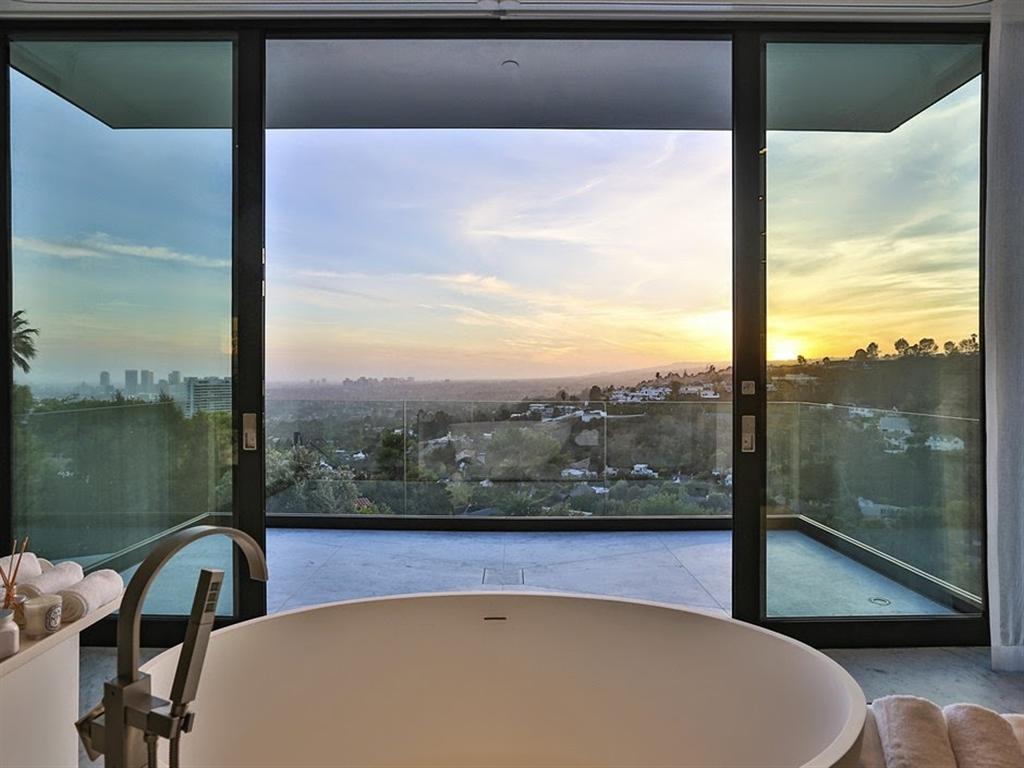 Contemporary 9133 Oriole Way – Sunset Strip Home 21