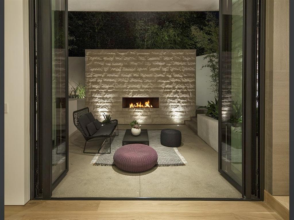 Contemporary 9133 Oriole Way – Sunset Strip Home 7