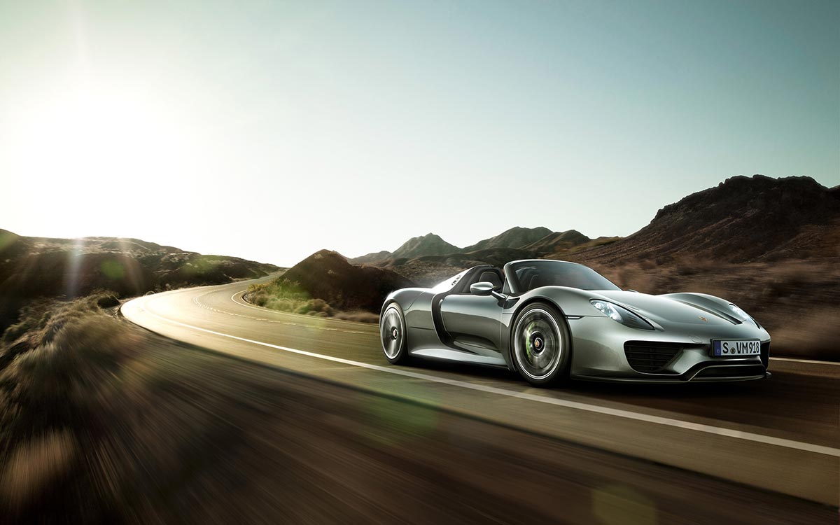 Porsche 918 Spyder bei Auto Guangzhou 2013 enthüllt 2
