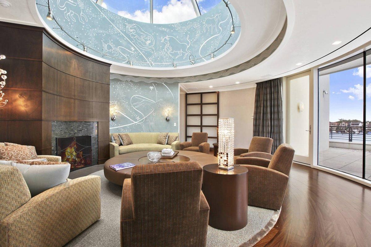 Das $17 Millionen Dollar Ufer Anwesen in Brooklyn 7