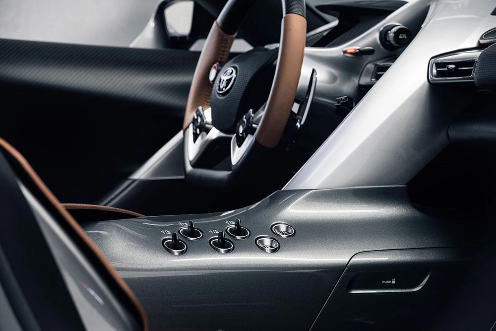 Toyota FT-1 Graphite Concept Debüt 12