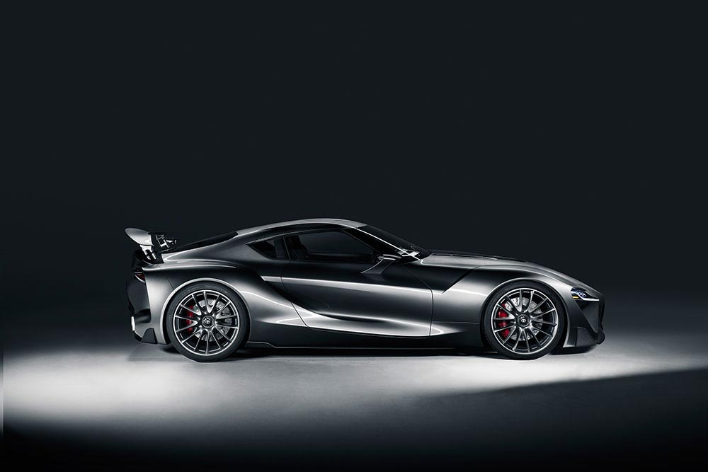Toyota FT-1 Graphite Concept Debüt 17