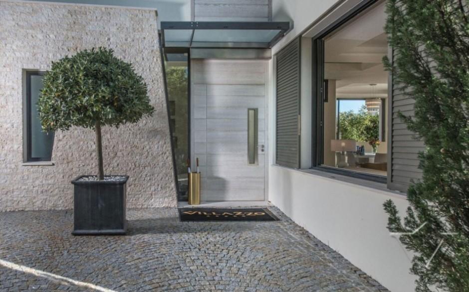 Villa Olive in Saint Tropez x Luxury House 10