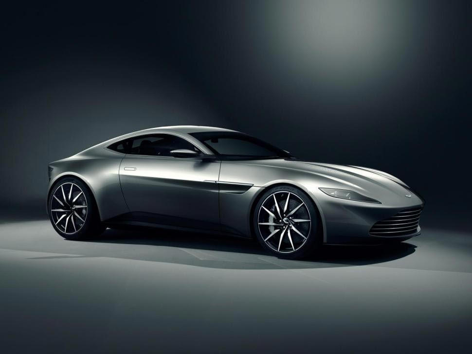 James Bonds neuer Aston Martin DB10 enthüllt 1
