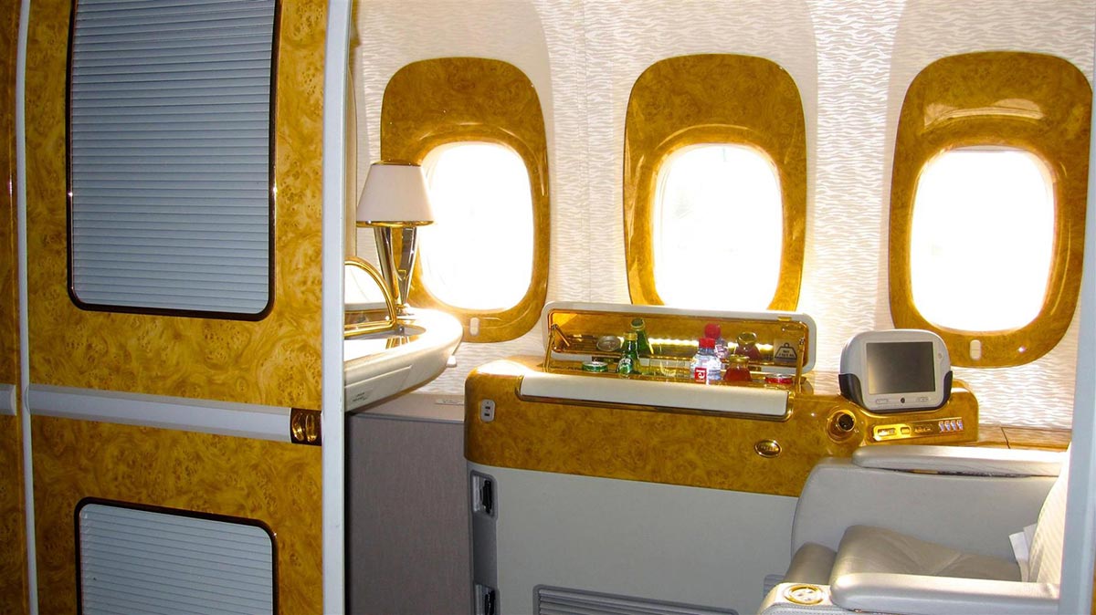 Ein $18,000 Dollar Flug in der First Class Suite von Emirates 11