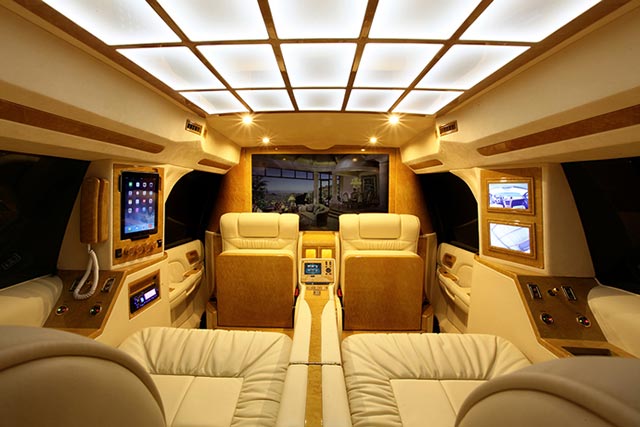 Individueller Cadillac Escalade x Lexani Motorcars 1