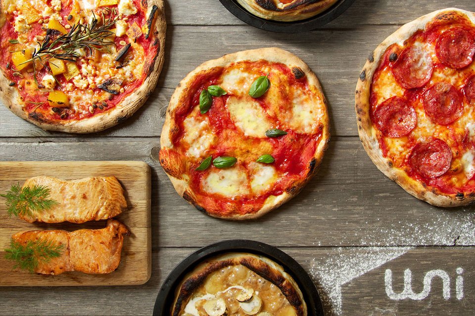 Dieser tragbare Ofen backt eine Pizza in nur 2 Minuten 1