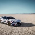 Die perfekte Einheit von Fahrer und Fahrzeug: BMW 3.0 CSL Hommage R.