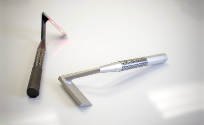 “Skarp”: The First Razor with a Laser 1