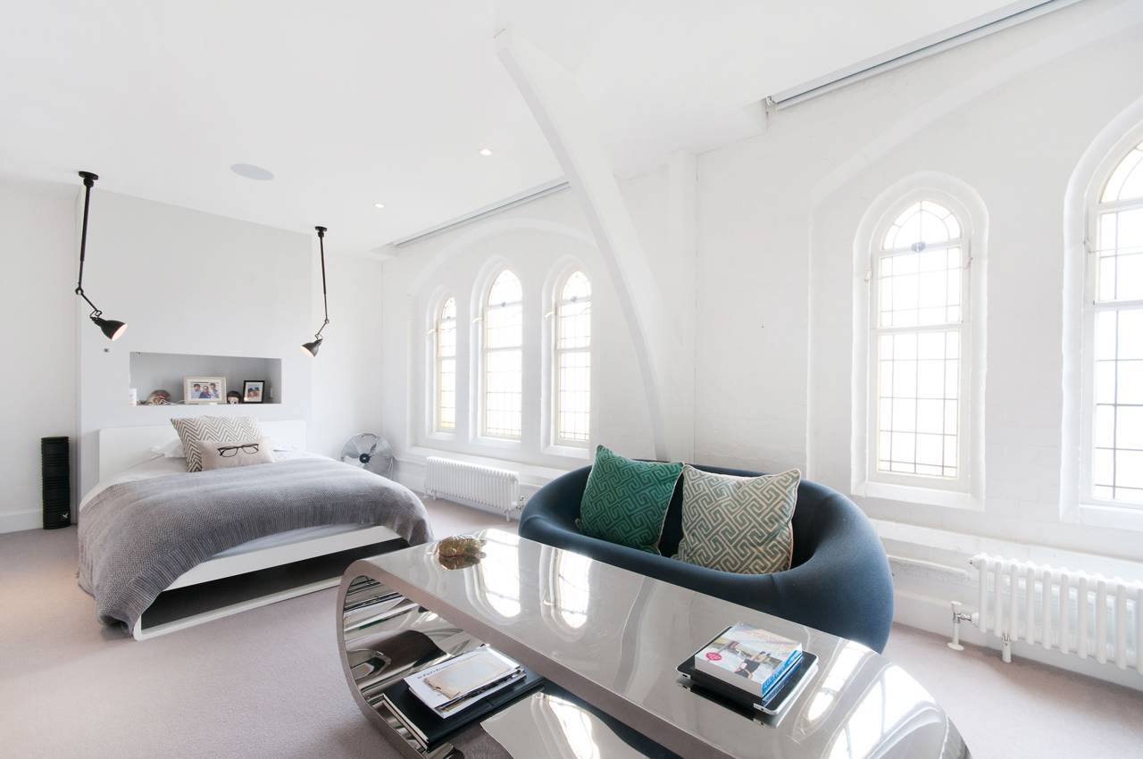 A massive London Church is transformed into a Luxury Home 5