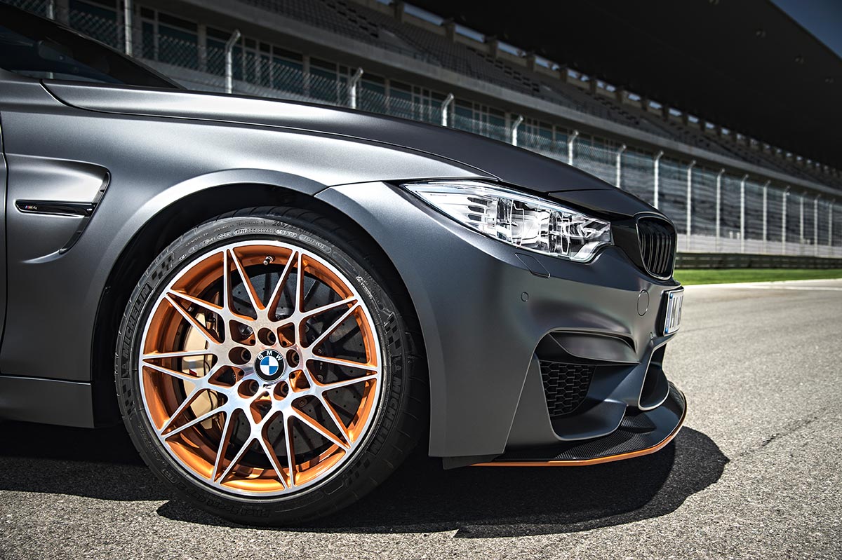 For the 30th anniversay: The new BMW M4 GTS 9