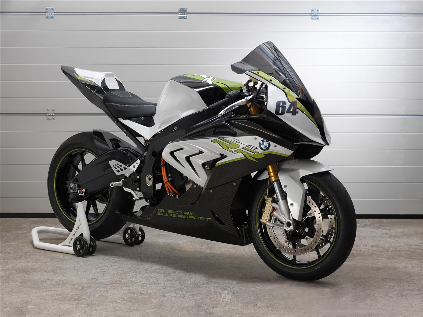 Die BMW eRR: Supersportdynamik und Zero Emission dank E-Antrieb 1