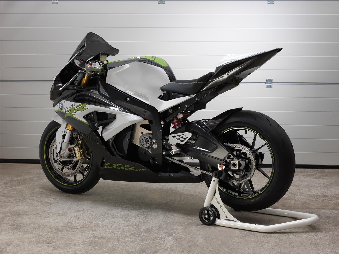 Die BMW eRR: Supersportdynamik und Zero Emission dank E-Antrieb 3