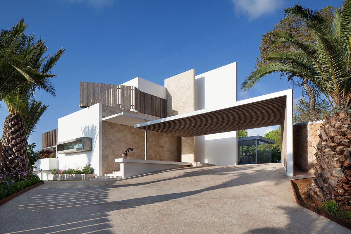 Luxuriöse Villa mit Meerblick auf Ibiza von SAOTA & ARRCC 2