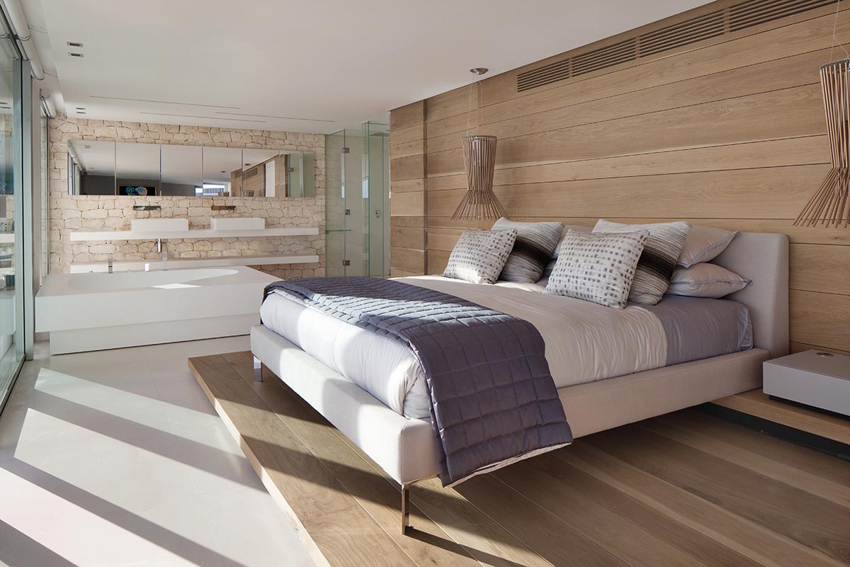 Luxuriöse Villa mit Meerblick auf Ibiza von SAOTA & ARRCC 22