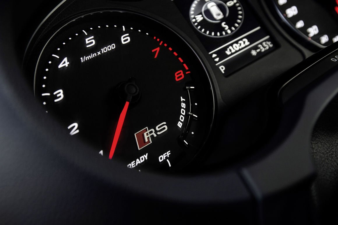 Hatchback Hottie: Driving the Audi RS3 6
