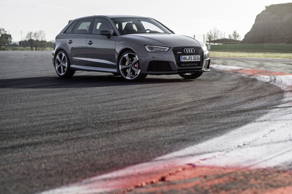 Hatchback Hottie: Driving the Audi RS3 4