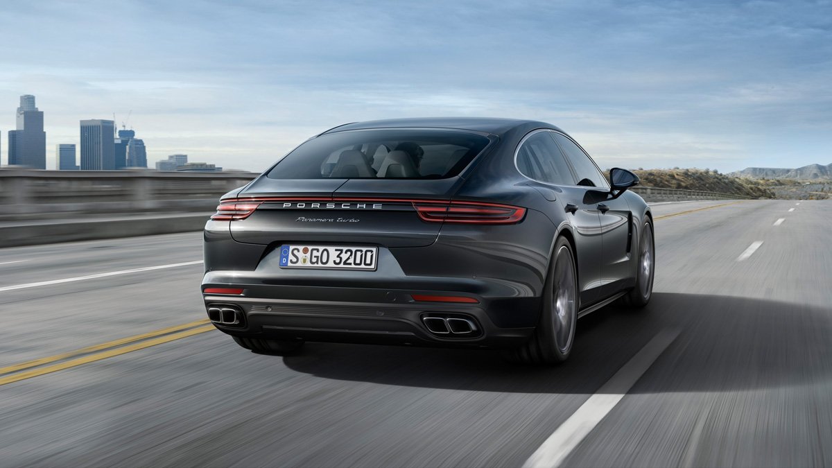 Porsche Panamera 02
