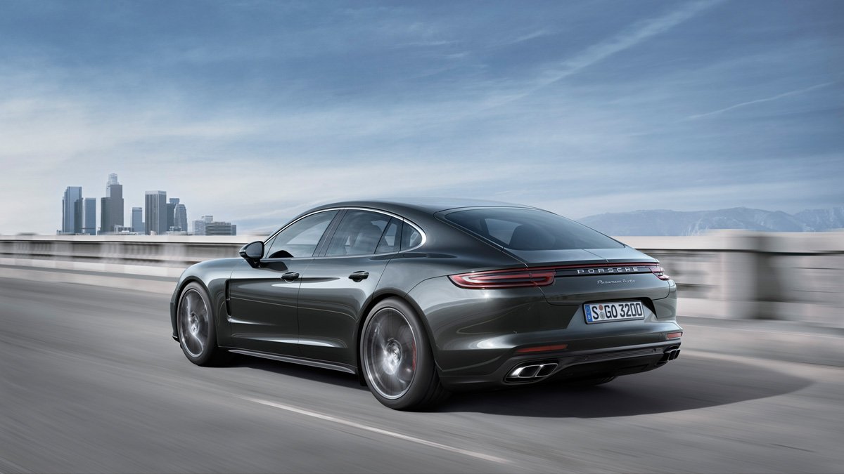 Der neue Porsche Panamera: Eine Luxuslimousine mit Sportwagen-Genen 4