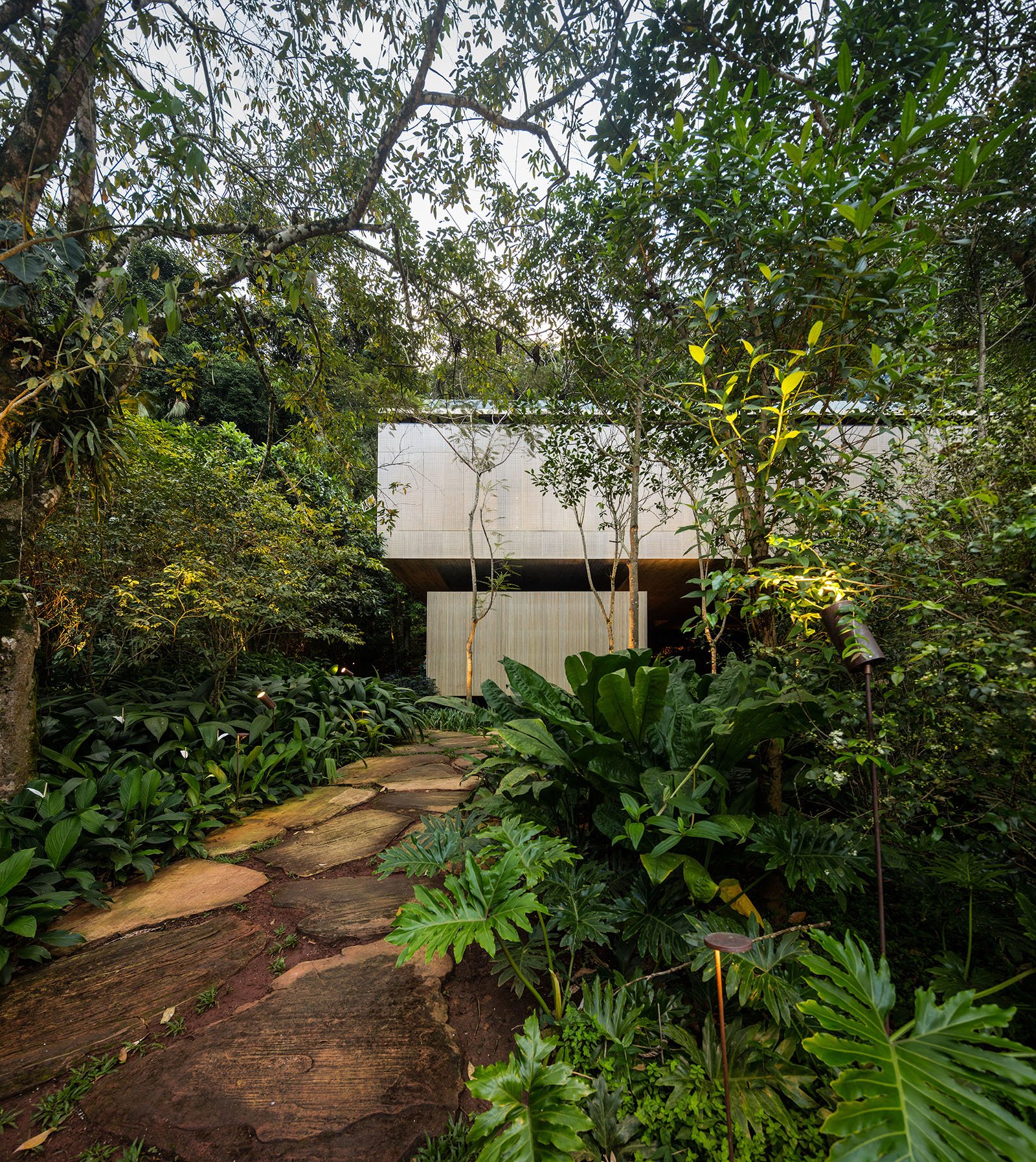 Take a Look Inside the Unique Jungle House by Studio MK 27 16