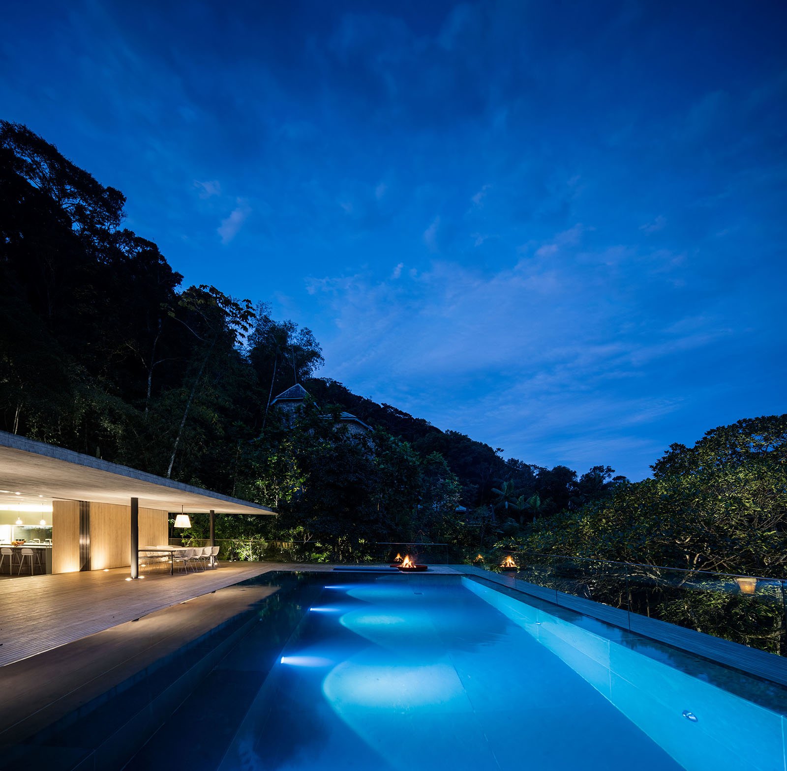 Take a Look Inside the Unique Jungle House by Studio MK 27 21