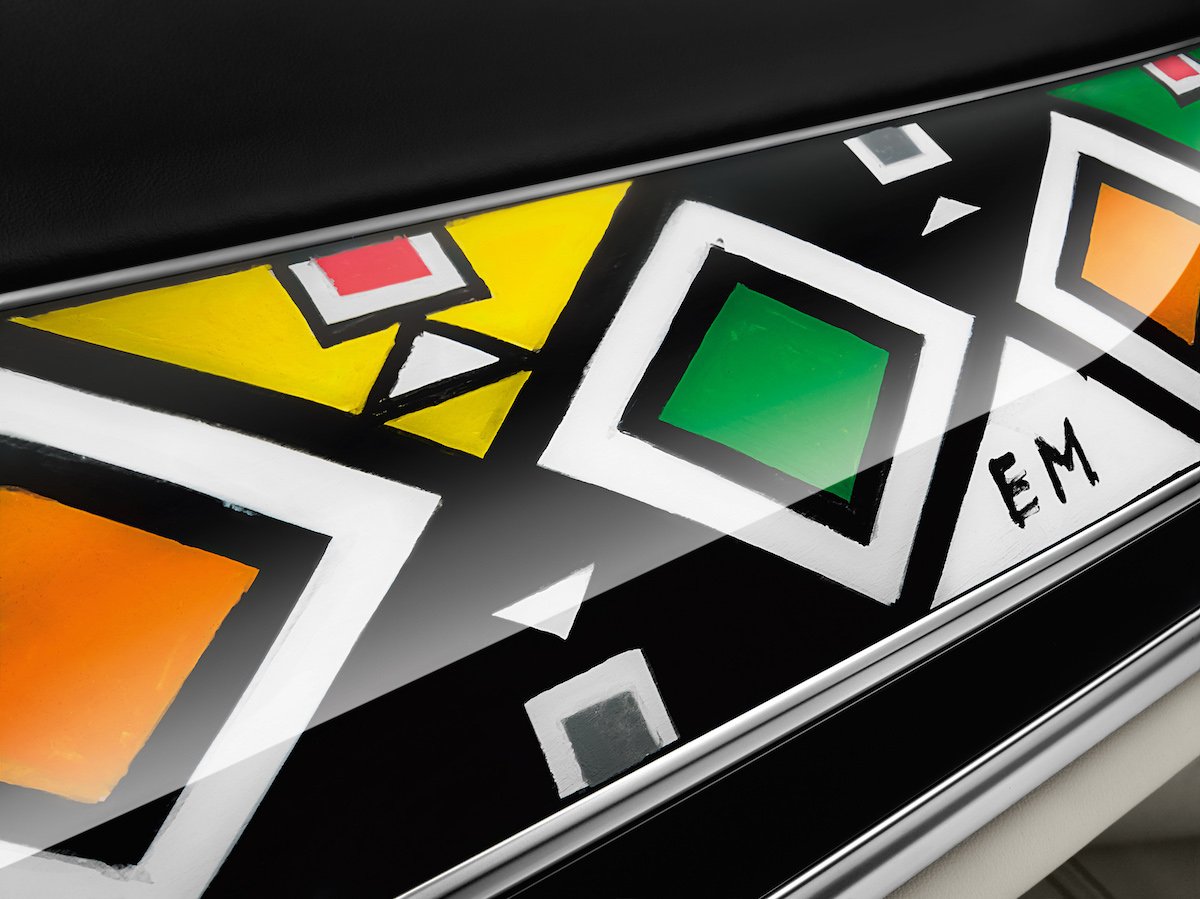 Esther Mahlangu