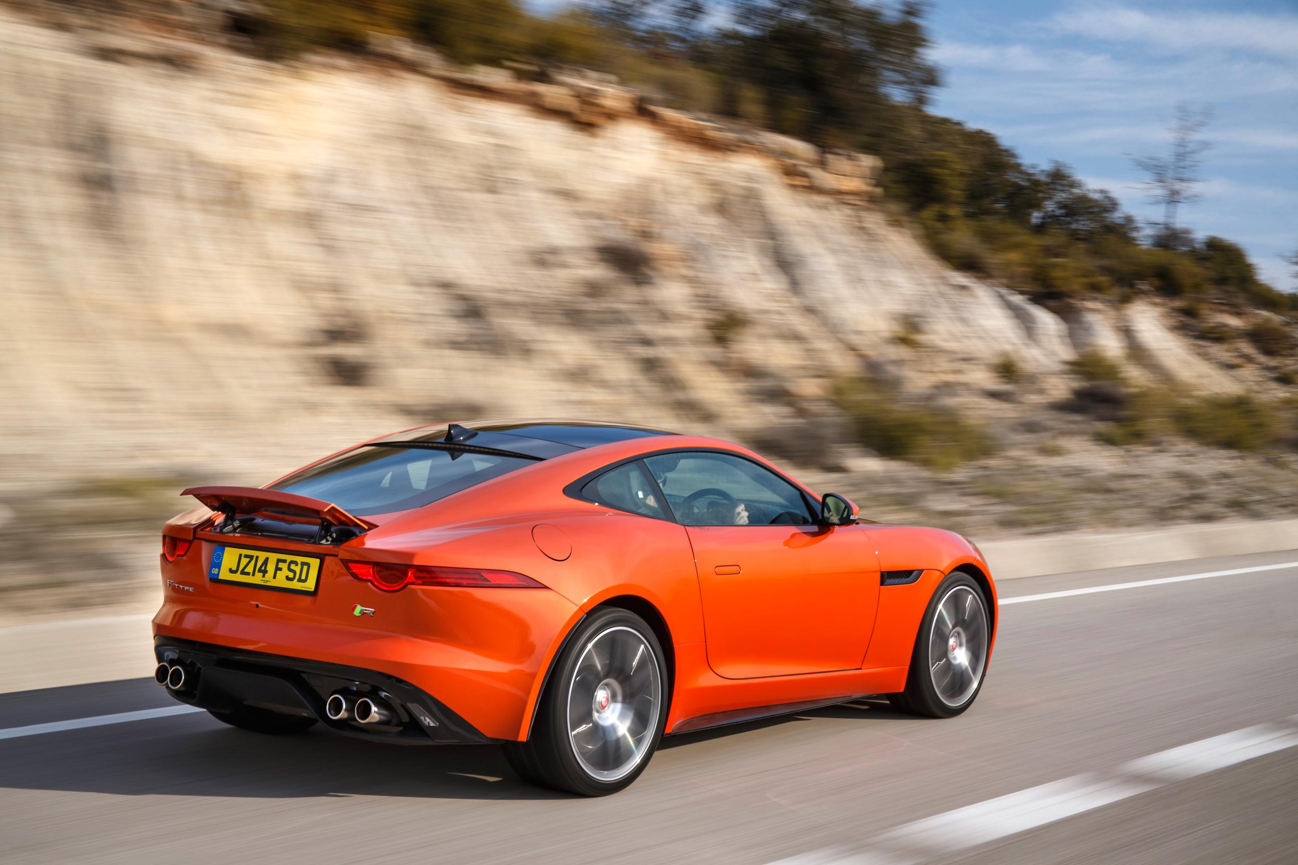 The Angry Cat – Jaguar F-Type R Coupe 3