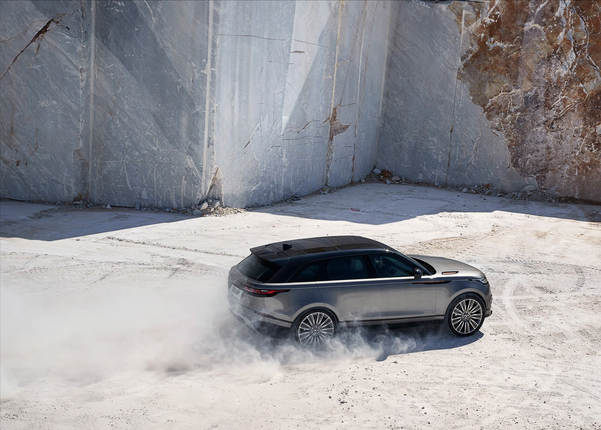 Range Rover Velar 02