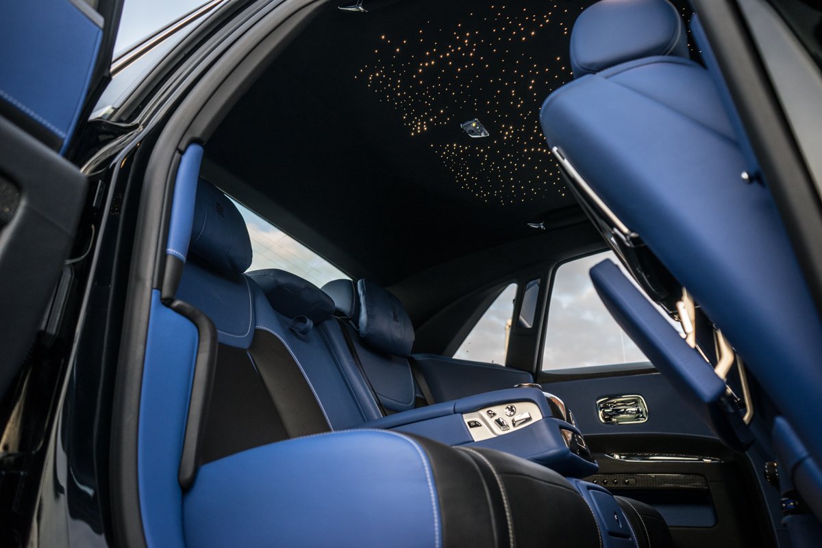 Disappearing Act in the Rolls-Royce Black Badge Ghost 13