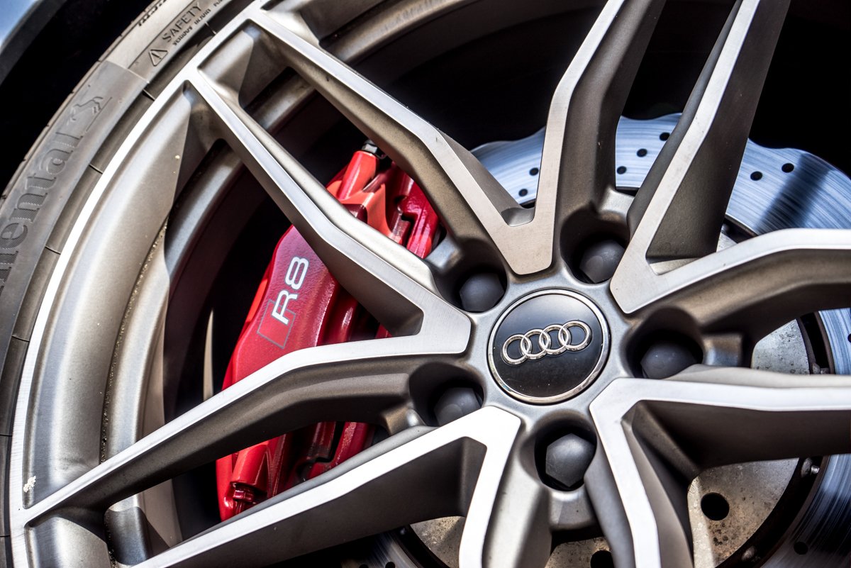 Daily Driving The Audi R8 Spyder 2